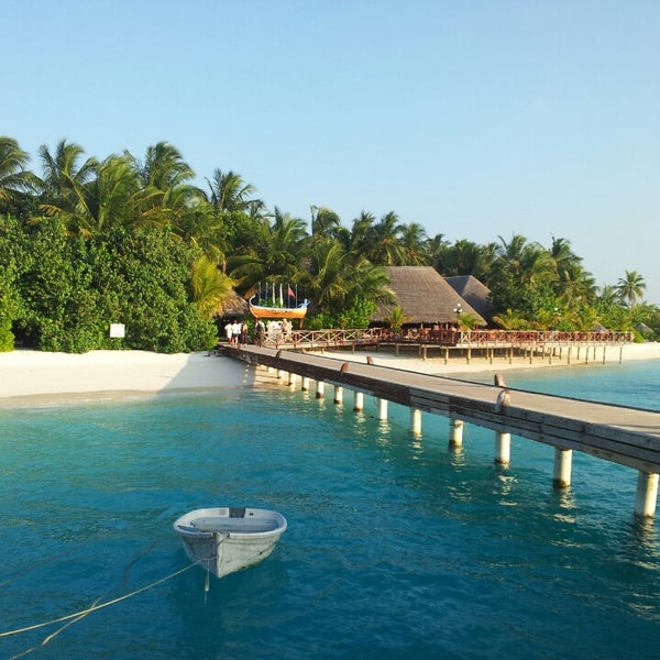 Vilu Reef Beach and Spa Resort