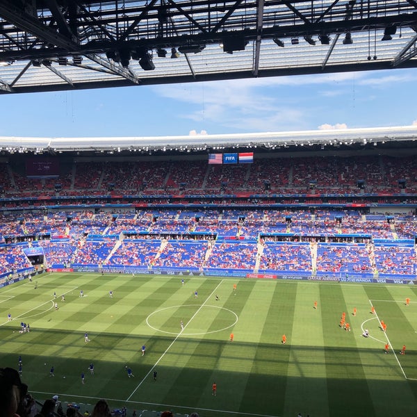Foto tirada no(a) Groupama Stadium por Arjen B. em 7/7/2019