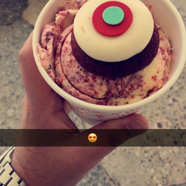 Photo taken at Sprinkles Beverly Hills Ice Cream by ABDULLA on 1/23/2017