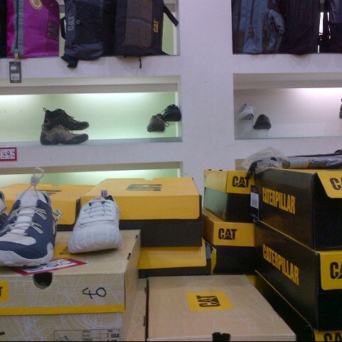 Top Five Cat Shoes Showroom In Qatar Top Five Cat Shoes Showroom In Qatar