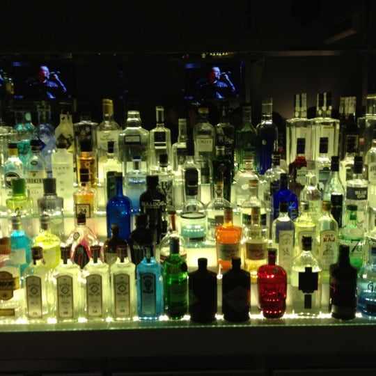 The Gin House Cocktail Bar in Porto