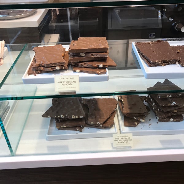 Шоколадная фабрика «Lindt» в Цюрихе