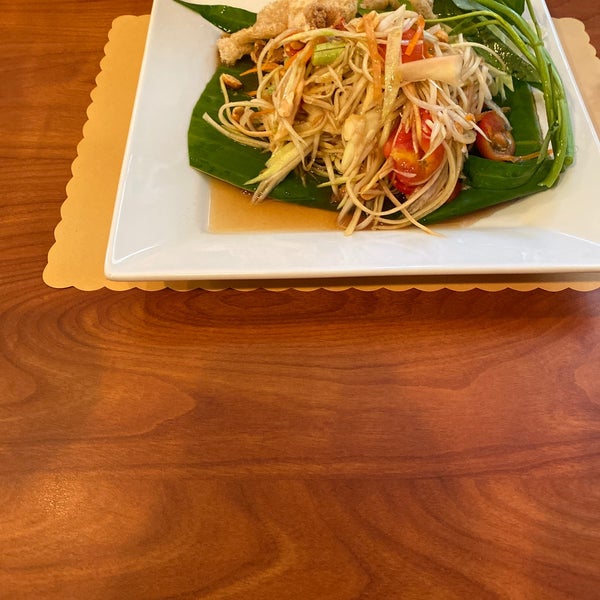 Photo taken at Aroy Thai and Sushi by Anuwat A. on 10/7/2019
