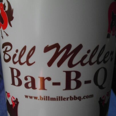 10/19/2012にTerry H.がBill Miller Bar-B-Qで撮った写真