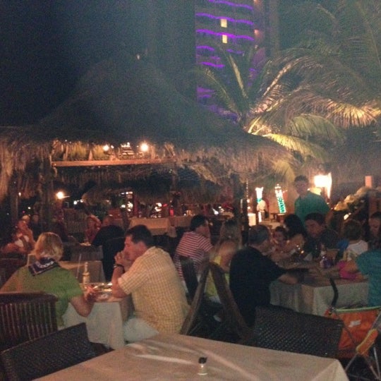 รูปภาพถ่ายที่ Scampi&#39;s Curacao โดย Johan เมื่อ 12/3/2012