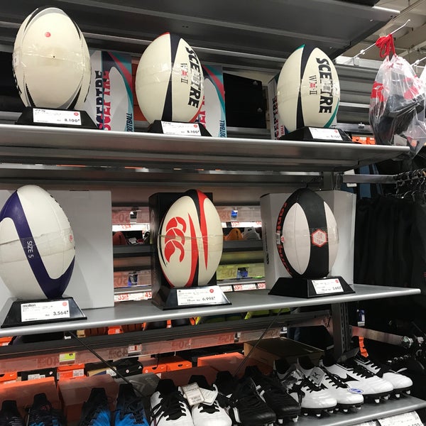 Fotos En スポーツデポ 熊本インター店 Tienda De Articulos Deportivos