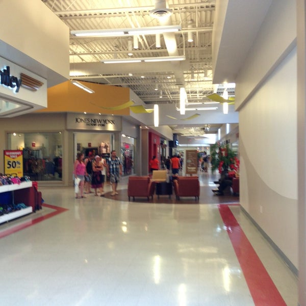 fossil tanger outlet