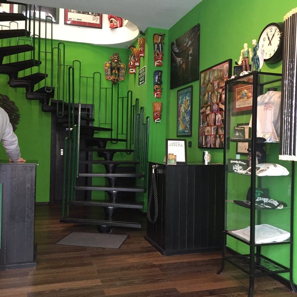 Dave S Tattoo Zeil 0 Tips
