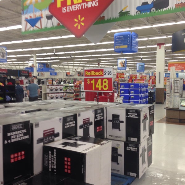 Walmart Supercentre St. Albert'de Hipermarket