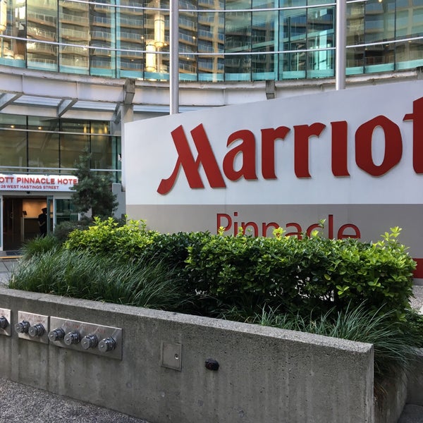 Foto scattata a Vancouver Marriott Pinnacle Downtown Hotel da Ryan W. il 8/15/2019