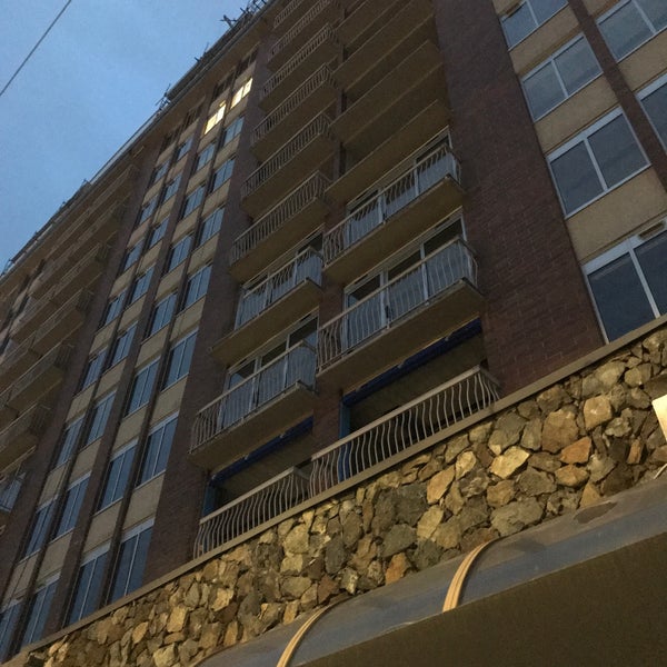 Harbour Towers Hotel Hotel in Victoria