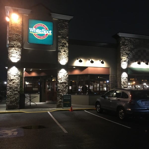 White Spot Langley'de Burger Dükkanı'da fotoğraflar