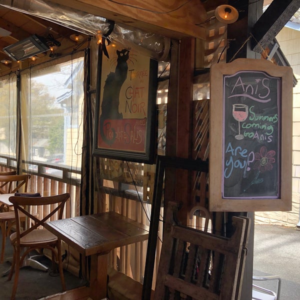 3/30/2022 tarihinde Kyle M.ziyaretçi tarafından Anis Cafe &amp; Bistro'de çekilen fotoğraf