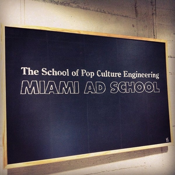 Foto tirada no(a) Miami Ad School Madrid por Roger C. em 4/5/2014