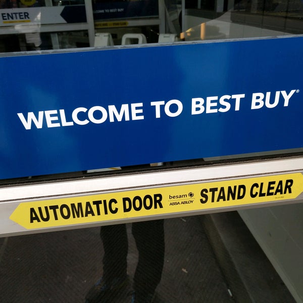 Best Buy Electronics Store in Salem