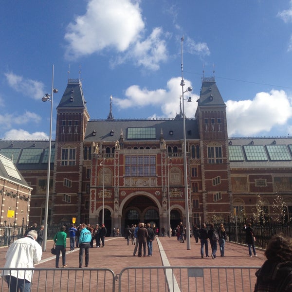 Photo taken at Rijksmuseum by Michelle D. on 4/28/2013