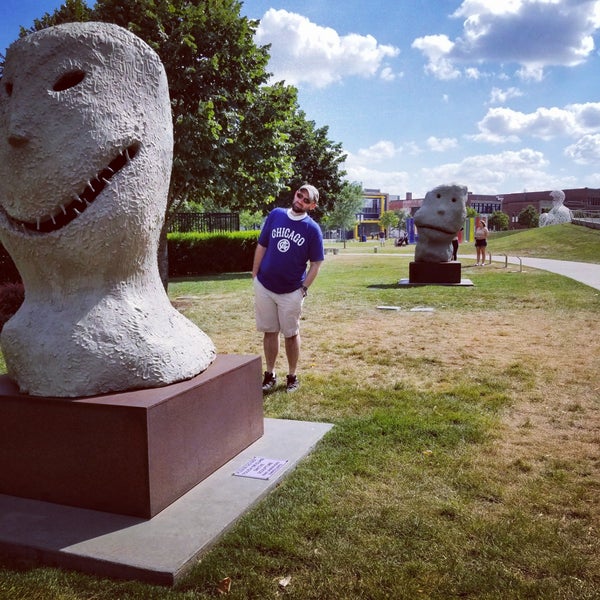7/23/2018 tarihinde Megan M.ziyaretçi tarafından Pappajohn Sculpture Park'de çekilen fotoğraf