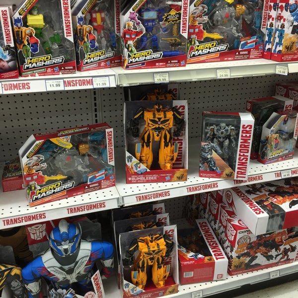 Toys"R"Us Calgary Trail South 2 tips from 431 visitors