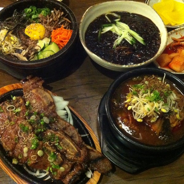 Foto scattata a Song Cook&#39;s Authentic Korean Restaurant da David C. il 6/20/2014