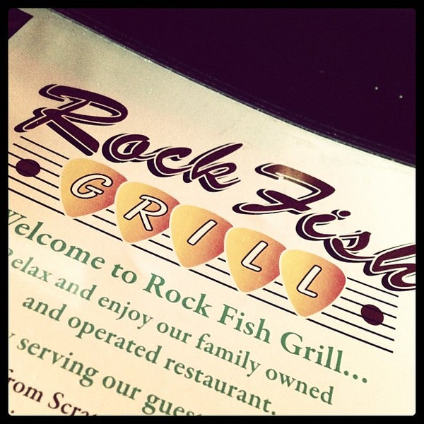 Foto tirada no(a) Rock Fish Grill por Carlos O. em 11/24/2012