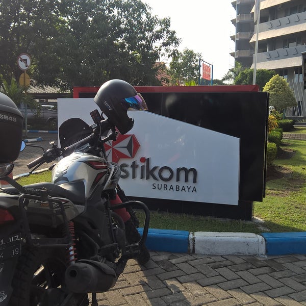 Institut bisnis dan informatika stikom surabaya