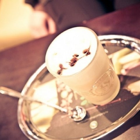 Снимок сделан в Coffeeshop Company пользователем Elina F. 11/16/2012