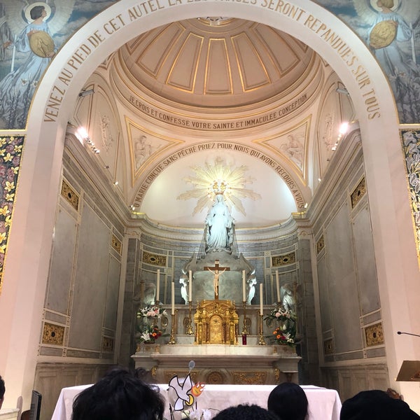 Photo taken at Chapelle Notre-Dame de la Médaille Miraculeuse by Pedro J. on 6/8/2019