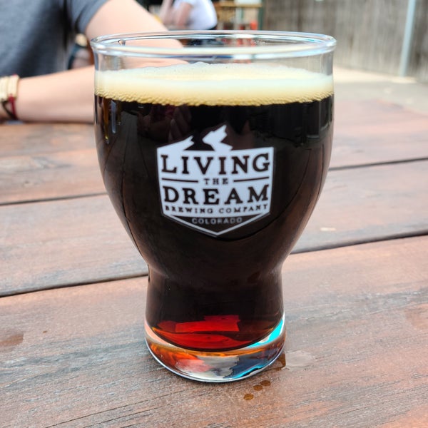 7/5/2020 tarihinde Ryanziyaretçi tarafından Living The Dream Brewing'de çekilen fotoğraf