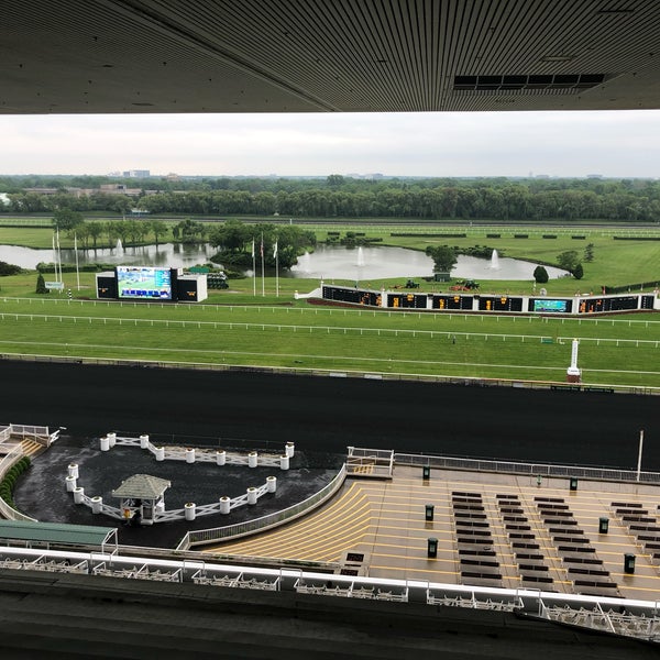 Das Foto wurde bei Arlington International Racecourse von Lisa P. am 6/15/2019 aufgenommen