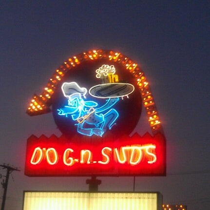 Photo taken at Richmond Dog N Suds by Lisa P. on 10/21/2012