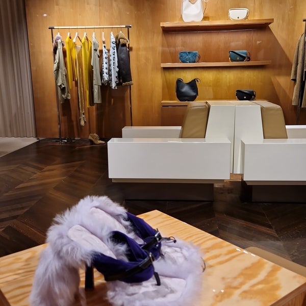 Burberry Boutique Mayfair