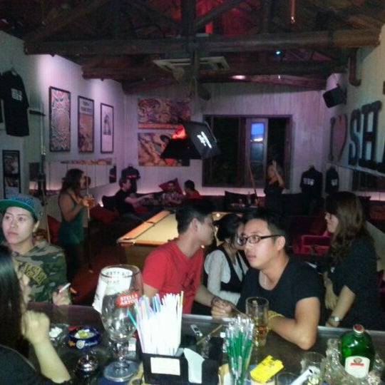 10/21/2012 tarihinde Tigerziyaretçi tarafından I Love Shanghai Lounge'de çekilen fotoğraf