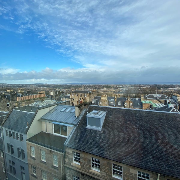 Foto tirada no(a) InterContinental Edinburgh The George por Steven A. em 3/1/2020