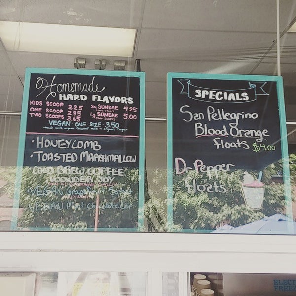 Photo taken at Sweet Melissa&#39;s Ice Cream Shop by Nathan R. on 6/22/2015