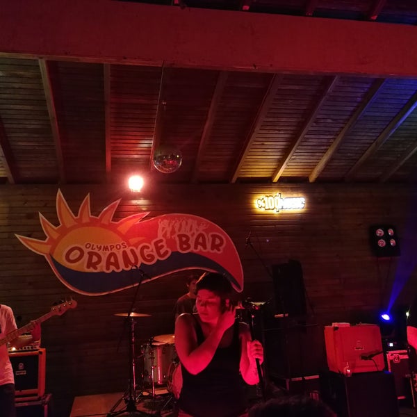 Foto scattata a Orange bar da Serhan Ö. il 8/22/2018