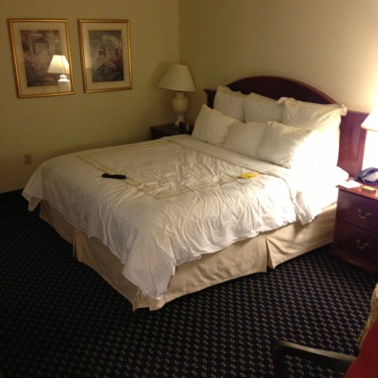 Photo taken at BWI Airport Marriott by Robert W. on 12/1/2012