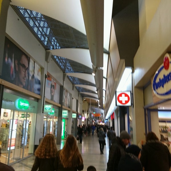 1/28/2017 tarihinde Coento S.ziyaretçi tarafından Alexandrium Shopping Center'de çekilen fotoğraf