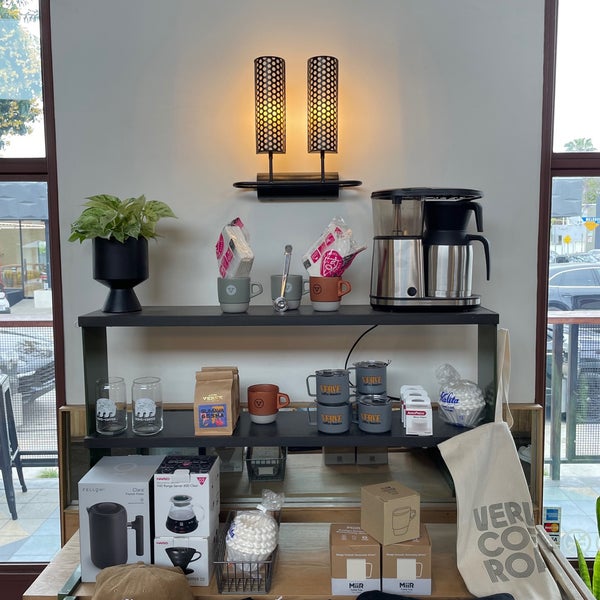 Photo taken at Verve Coffee Roasters by 𝐒 on 5/23/2023