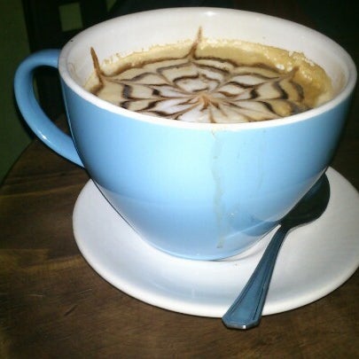 Photo taken at Face&#39;s Coffee by Rulovzky M. on 12/29/2012
