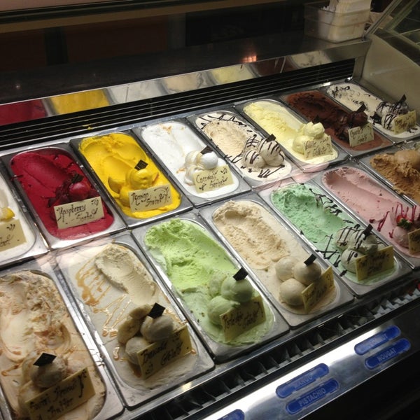 Baby Cakes Dessert Shop in Henderson