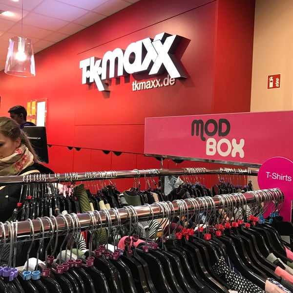 Maxx одежда. T k maxx магазин мюнхен. Maxx одежда. Tk maxx магазин фото. Tk maxx москва.