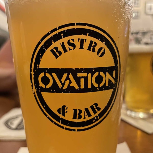 Foto tomada en Ovation Bistro &amp; Bar  por Nathan D. el 6/1/2022