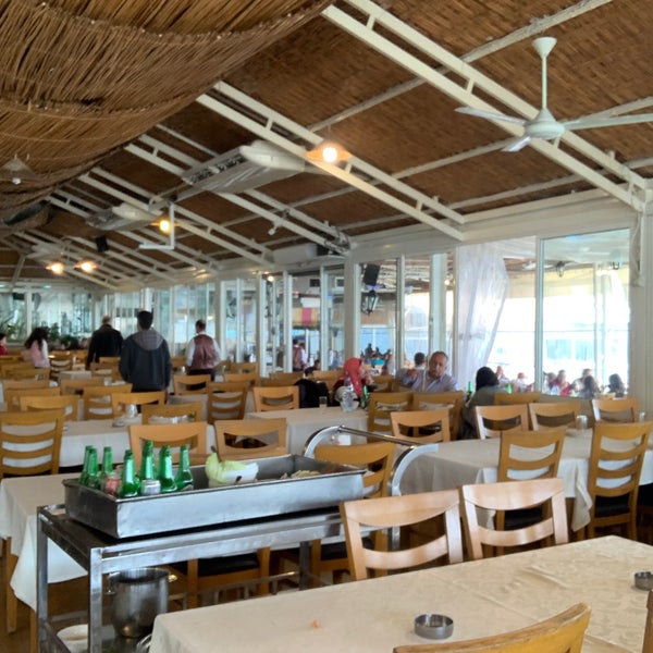 Foto tomada en Manuella Restaurant  por Cengiz Ü. el 4/6/2019