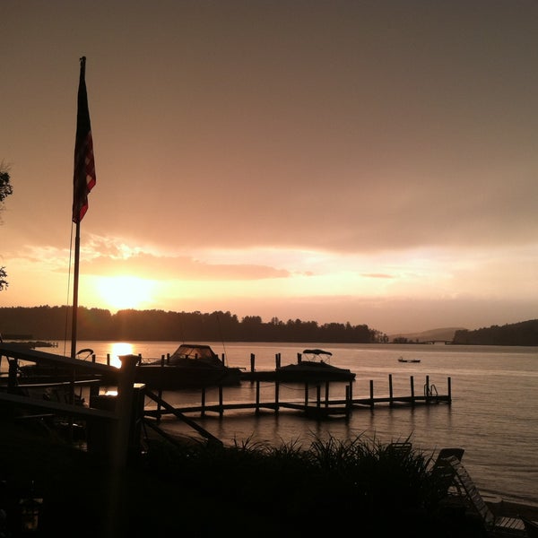 Lake Winnisquam 6 tips from 484 visitors