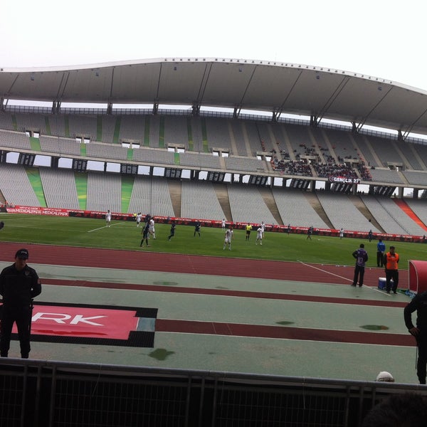 4/21/2013 tarihinde Ali Ç.ziyaretçi tarafından Atatürk Olimpiyat Stadyumu'de çekilen fotoğraf