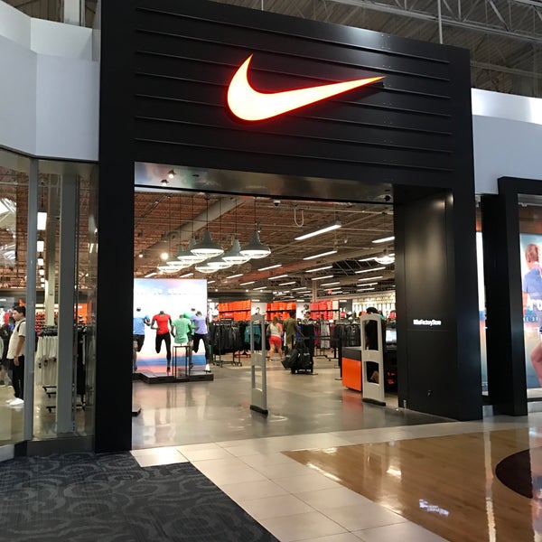 Fotos en Nike Store - Sawgrass Mills - 12801 W Sunrise Blvd Ste 1005