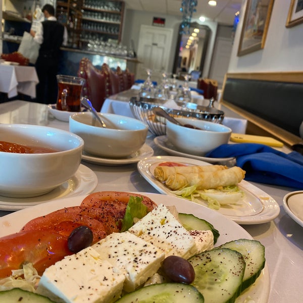 1/10/2021 tarihinde Saraziyaretçi tarafından Istanbul Blue Restaurant'de çekilen fotoğraf