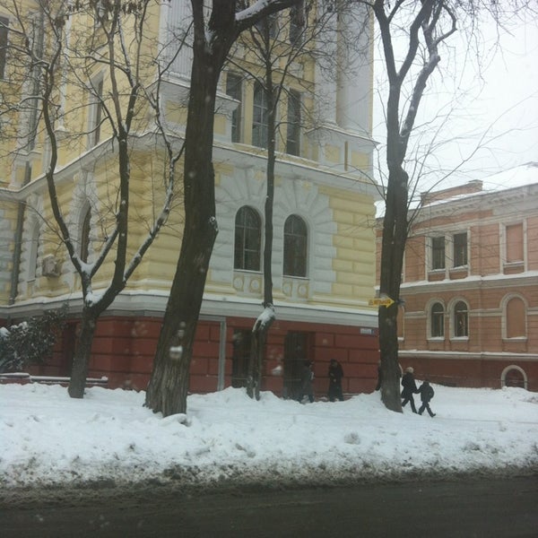 Нижняя Первомайская улица д. 81 на карте Москвы