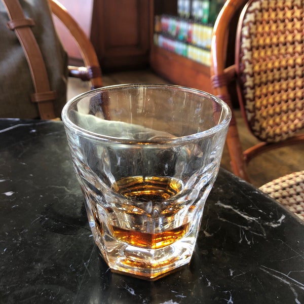 the food was great and whatever you order you will not go wrong. the only thing that is killing the french “culture” is the way they serve Cognac. No proper glass and of course not pre-heated.