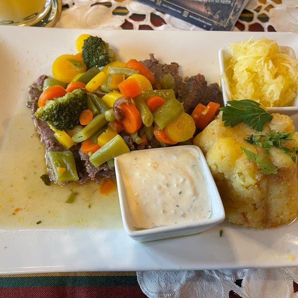 I had Tafelspitz(boiled meat with vegetables